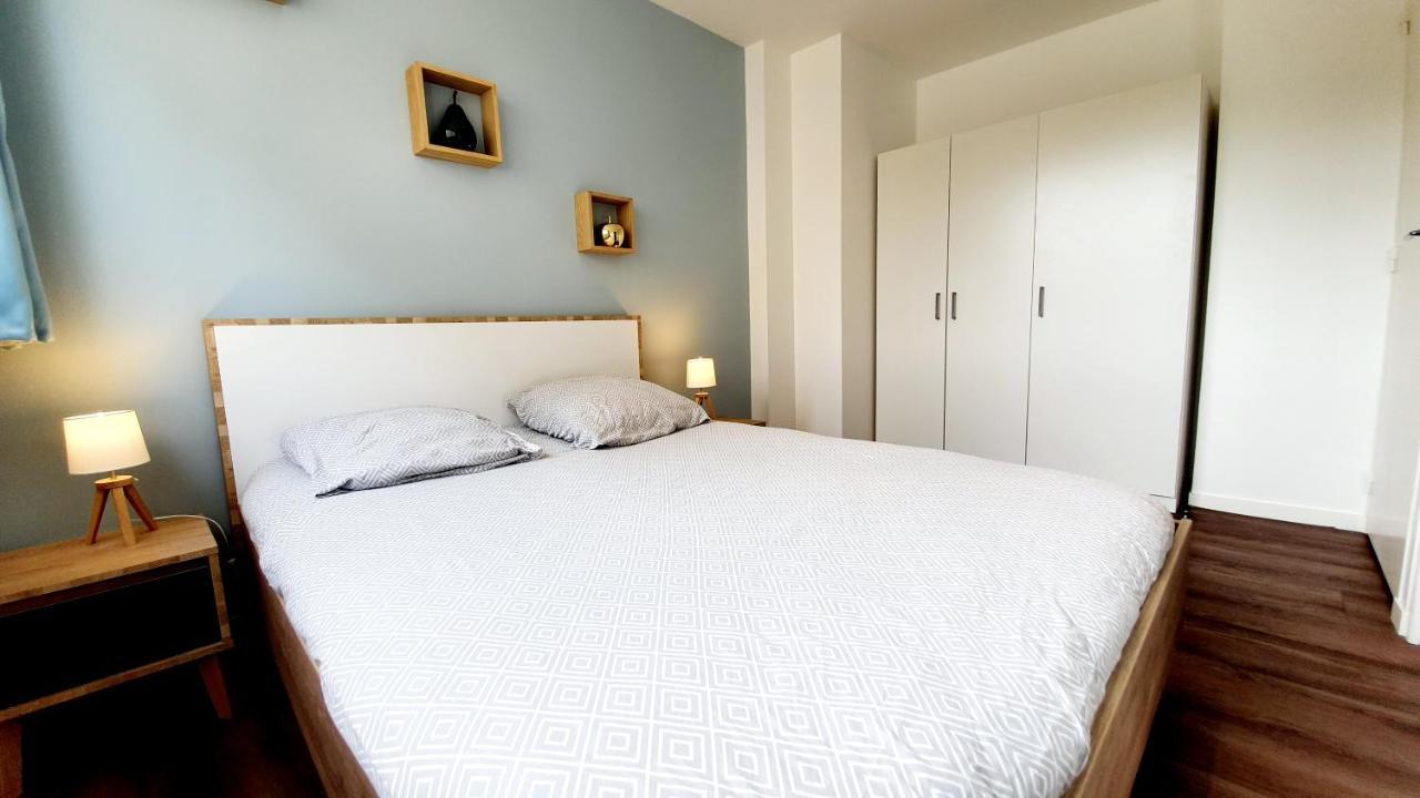 Le Nid Douillet D'Angelique Et David Avec Parking Apartment Rambouillet Exterior foto
