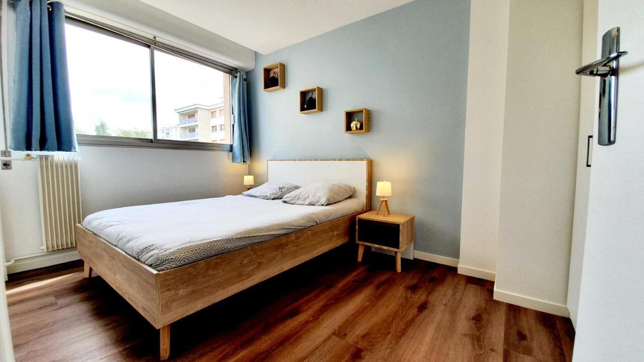 Le Nid Douillet D'Angelique Et David Avec Parking Apartment Rambouillet Exterior foto