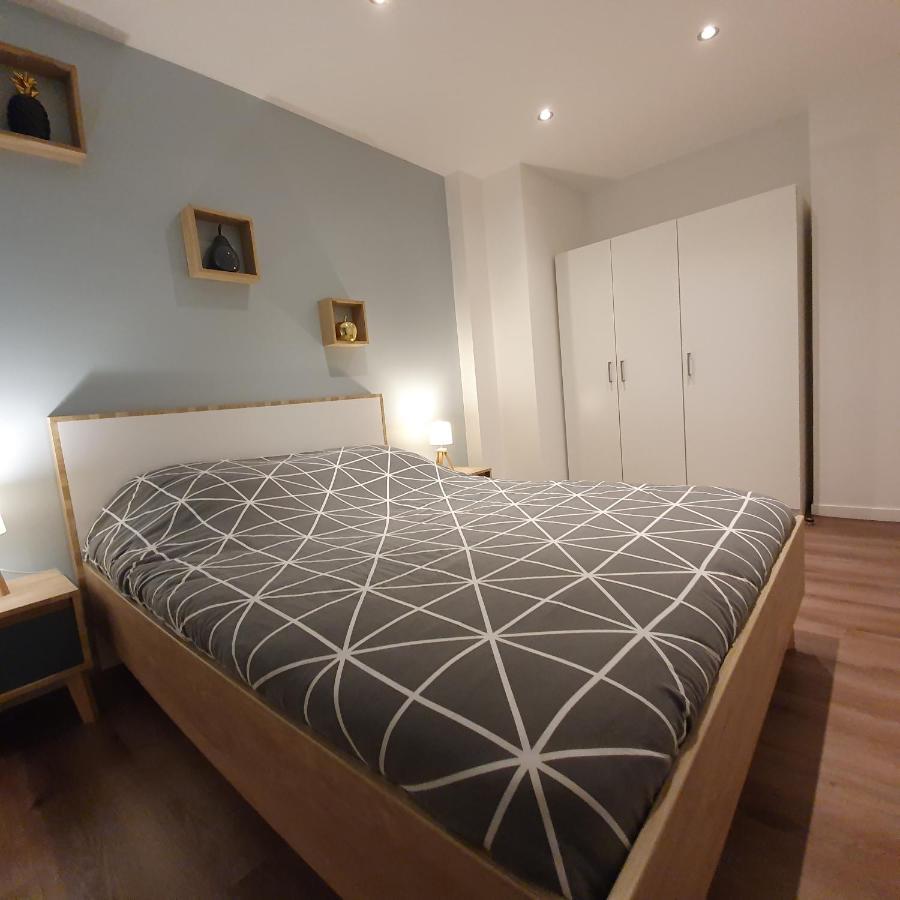 Le Nid Douillet D'Angelique Et David Avec Parking Apartment Rambouillet Exterior foto